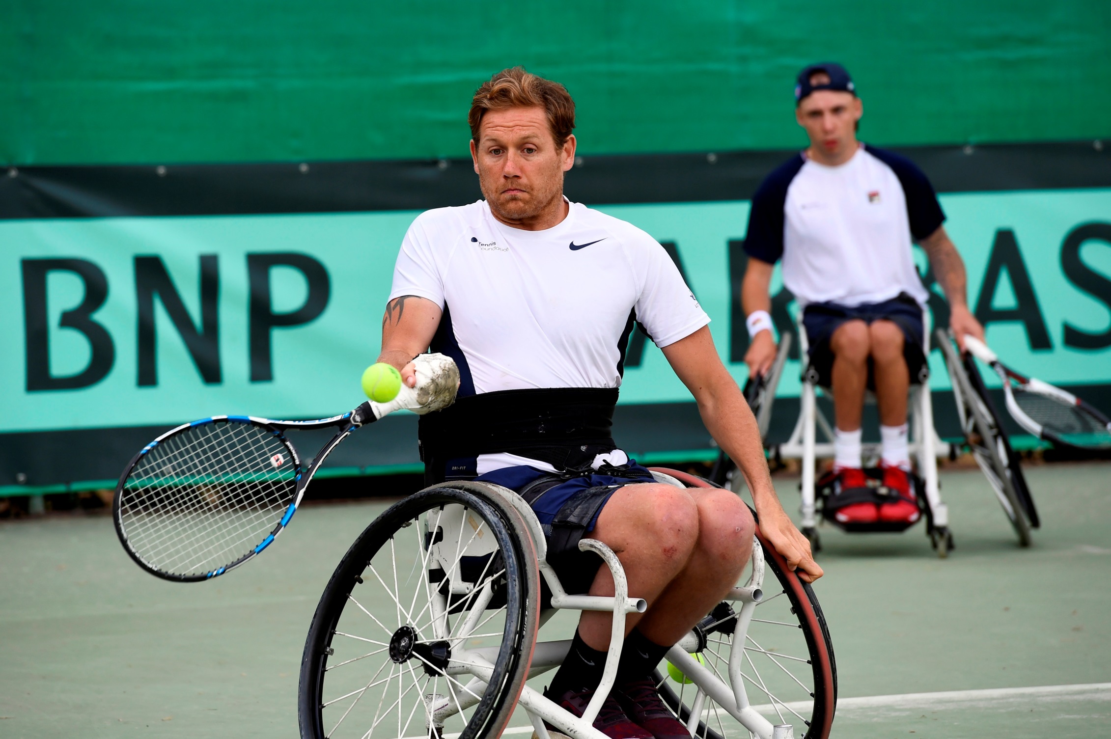 Antony Cotterill and Andy Lapthorne on court, World Team Cup in Sardinia