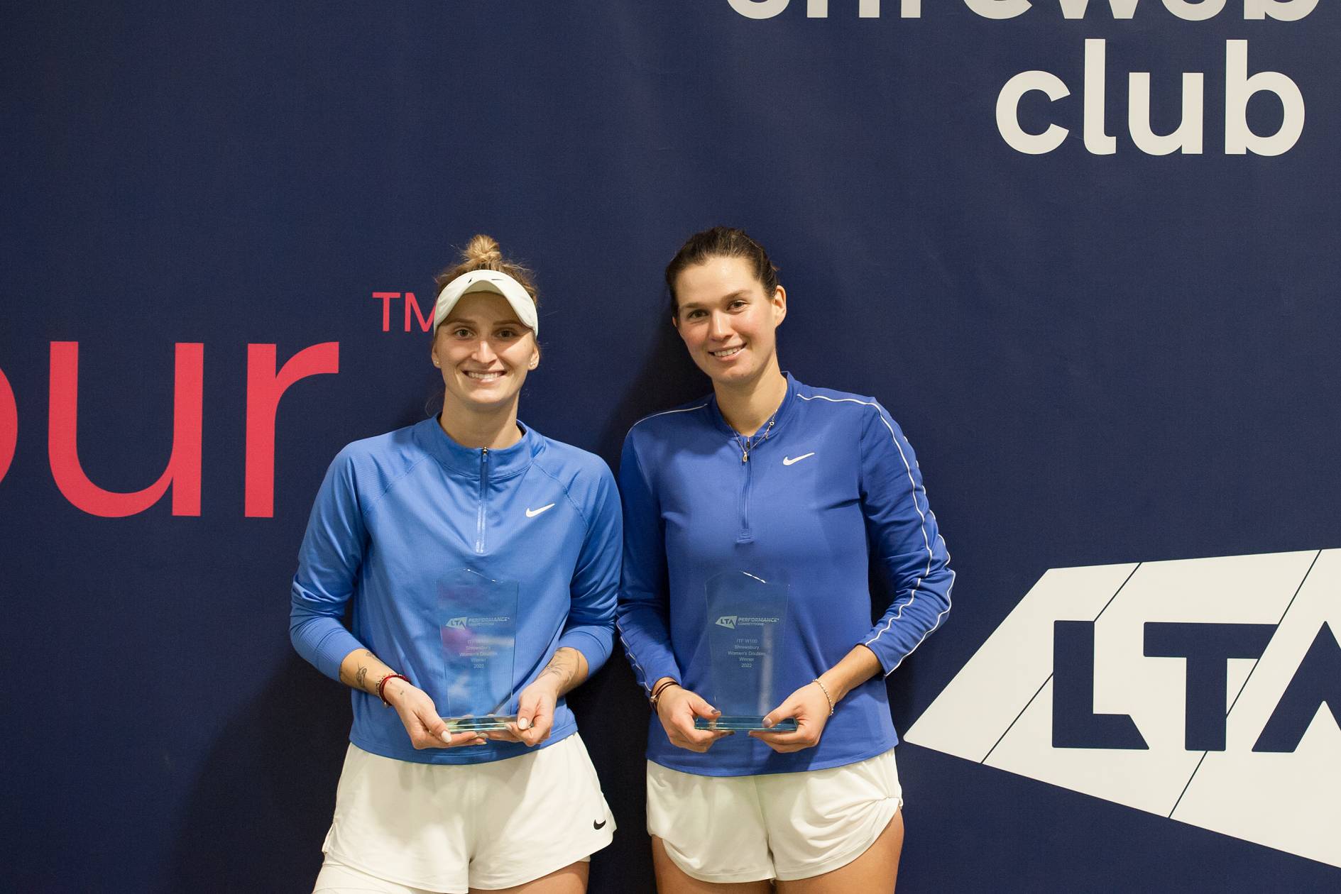 W100-Shrewsbury-Marketa-Vondrousova- Miriam-Kolodziejova.jpg