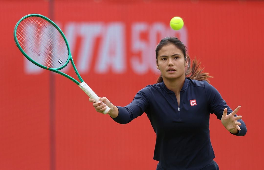 Emma Raducanu about to hit a forehand during a practice session at the HSBC Championships